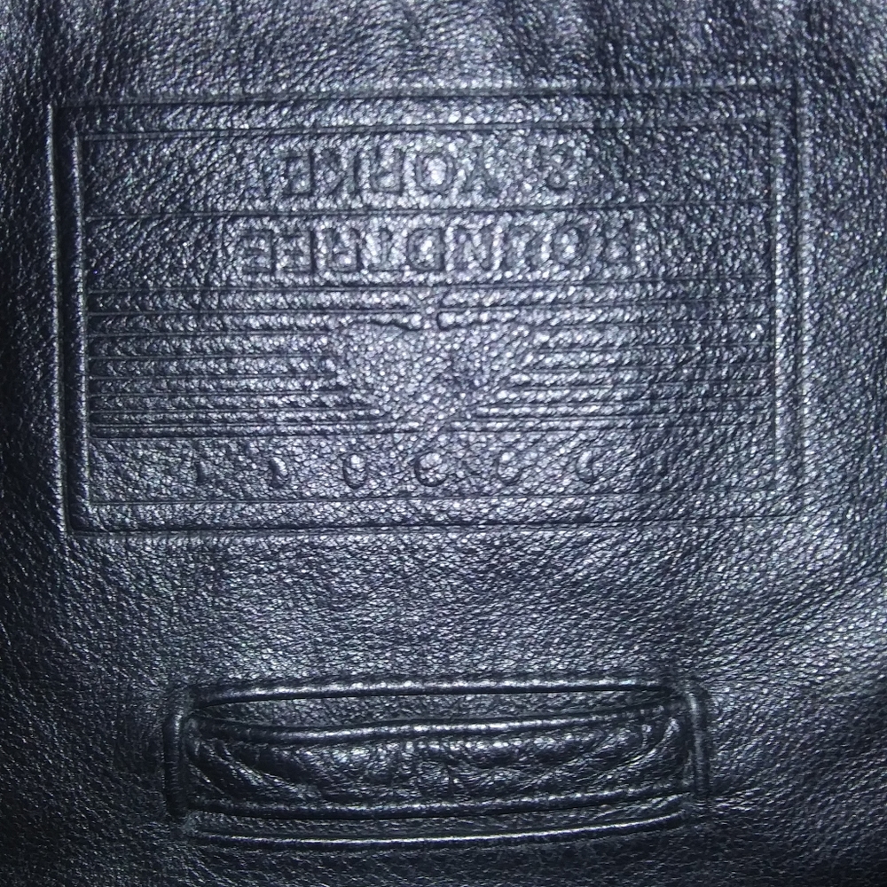 Roundtree&yorke leather bomber jacket